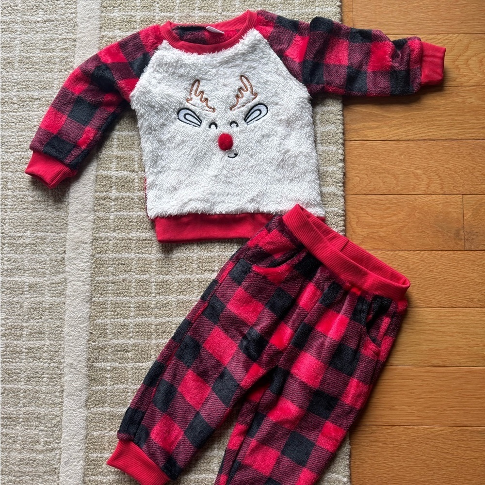 Baby Christmas outfit size 12-18 mos